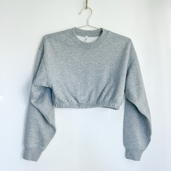 ALO Yoga Gray Cropped Sweatshirt - Picture 2 of 5